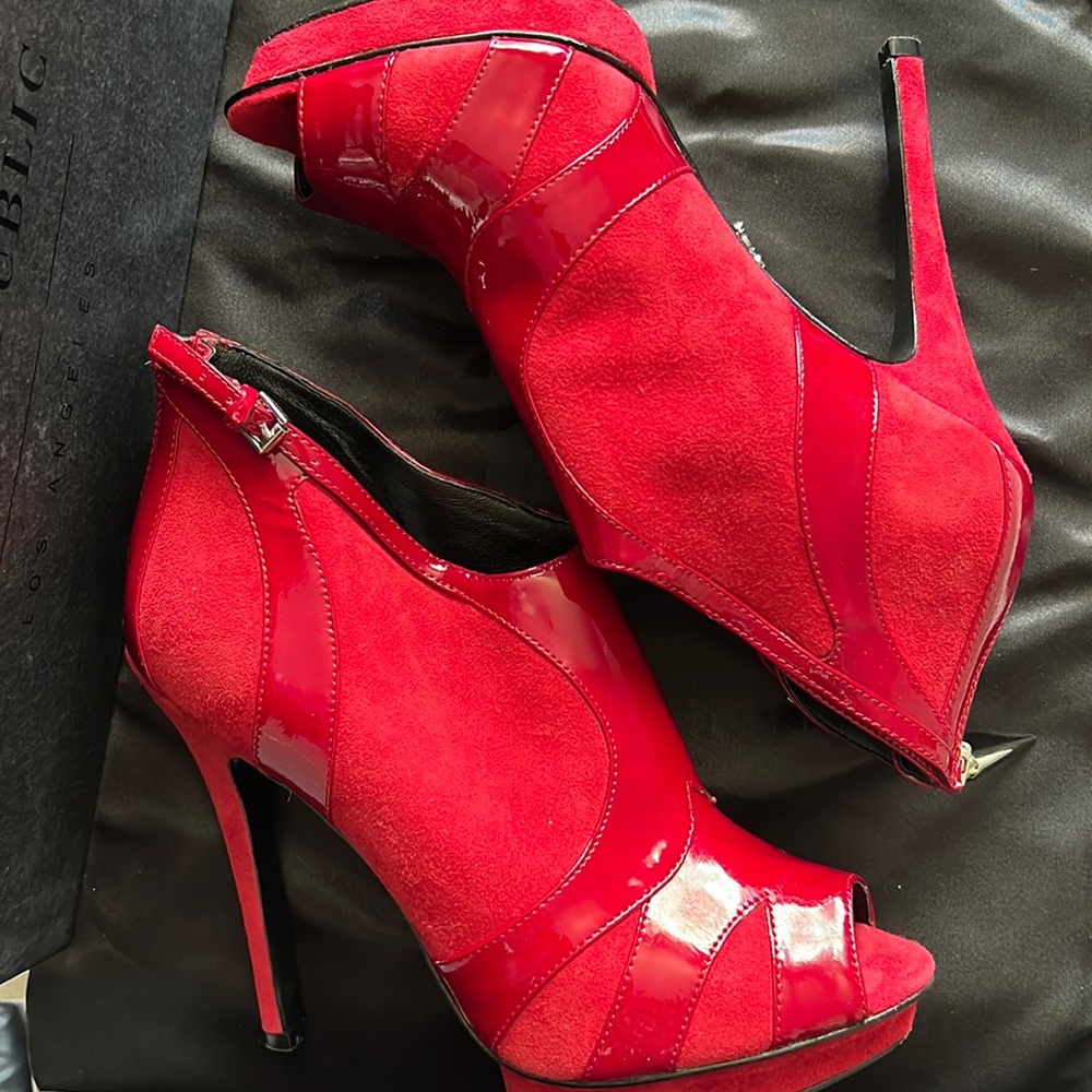 Rock & Republic Red Heels